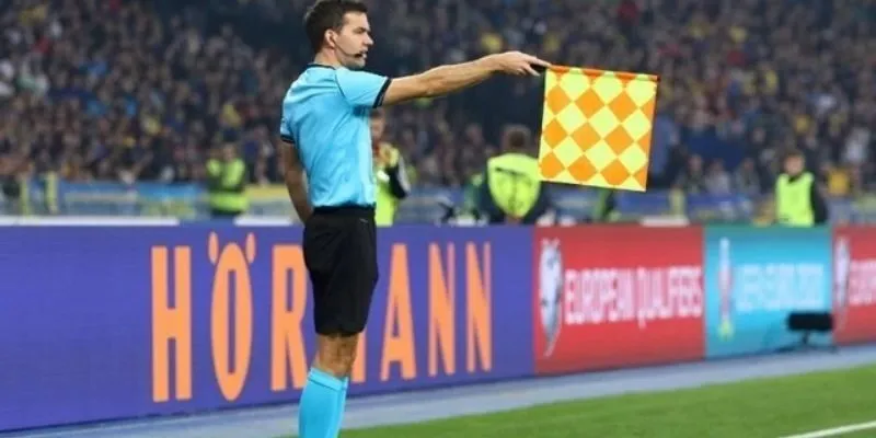 Nguyên tắc và điều kiện xác định kèo việt vị